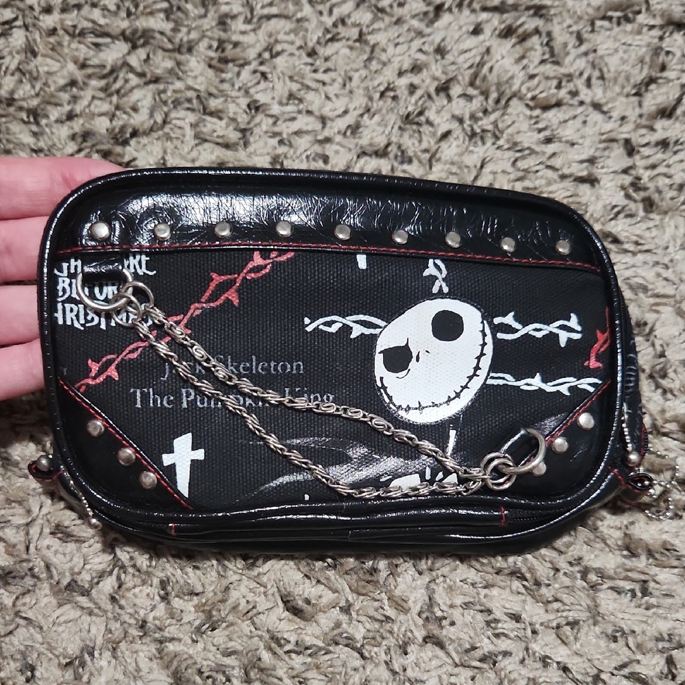 Black and White Crossbody Bag with Chain
